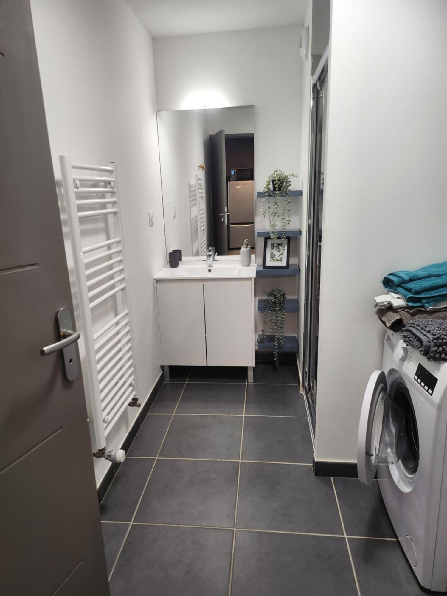 Proche Avignon Centre, Jardin & Climatisation 4Pers Apartment Luaran gambar